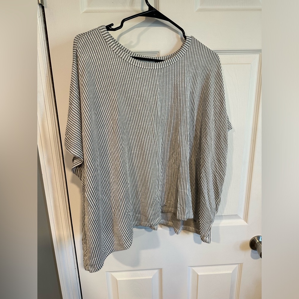 NWOT Striped grey and White Oversized Top